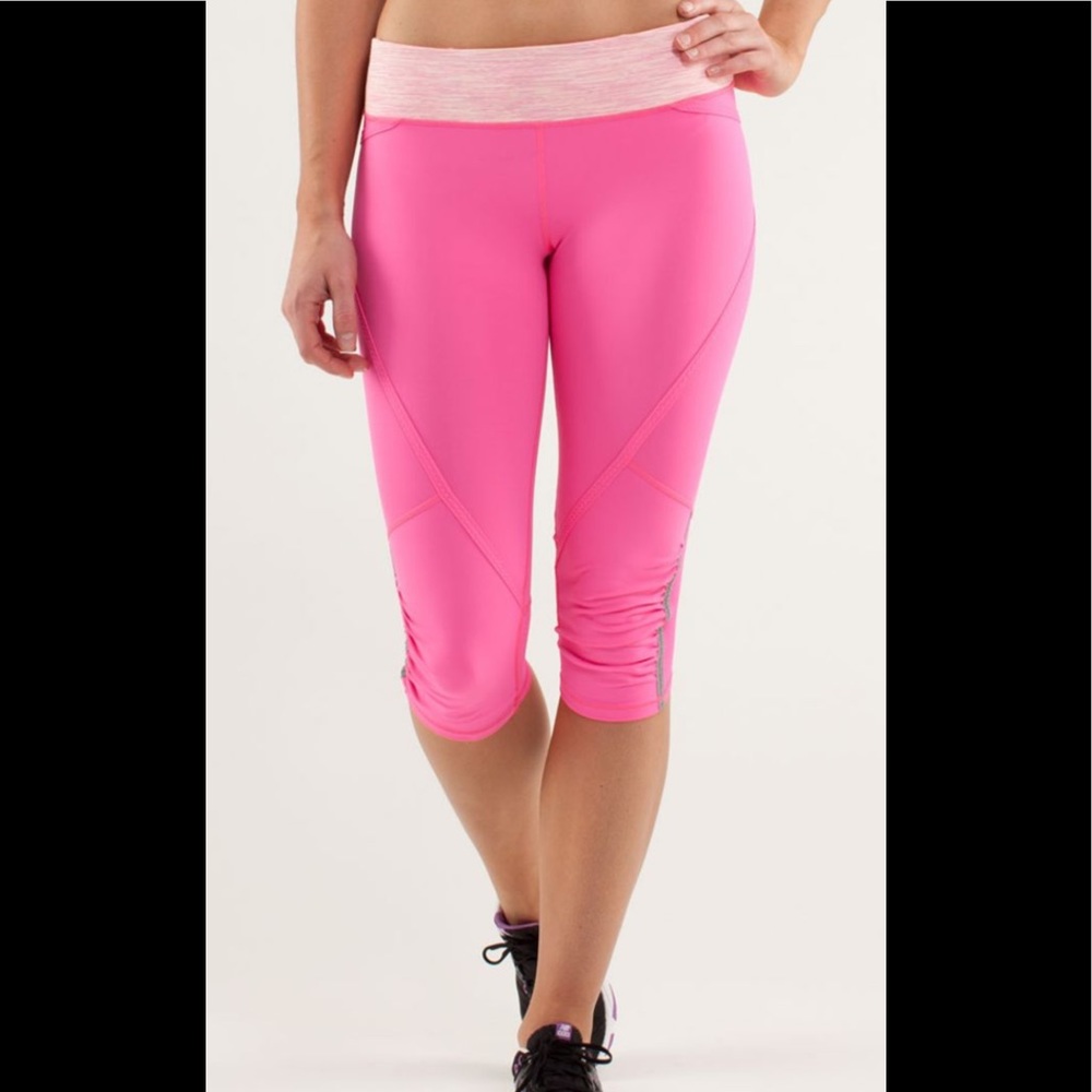 BNWT LULULEMON RUN PACE CROP LEGGINGS